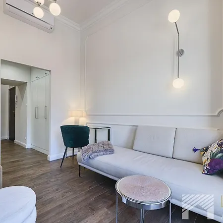 Polonia Glamour By Lookap Łódź