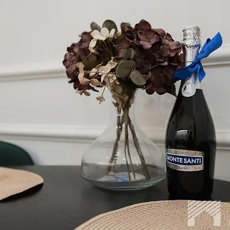 Polonia Glamour By Lookap Daire Łódź