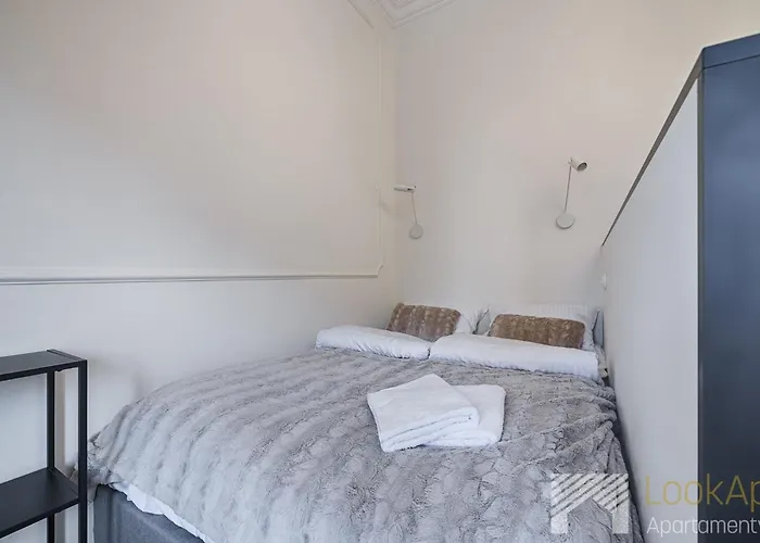 Polonia Glamour By Lookap شقة