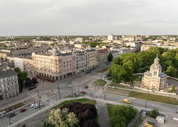 Polonia Glamour By Lookap * وودج